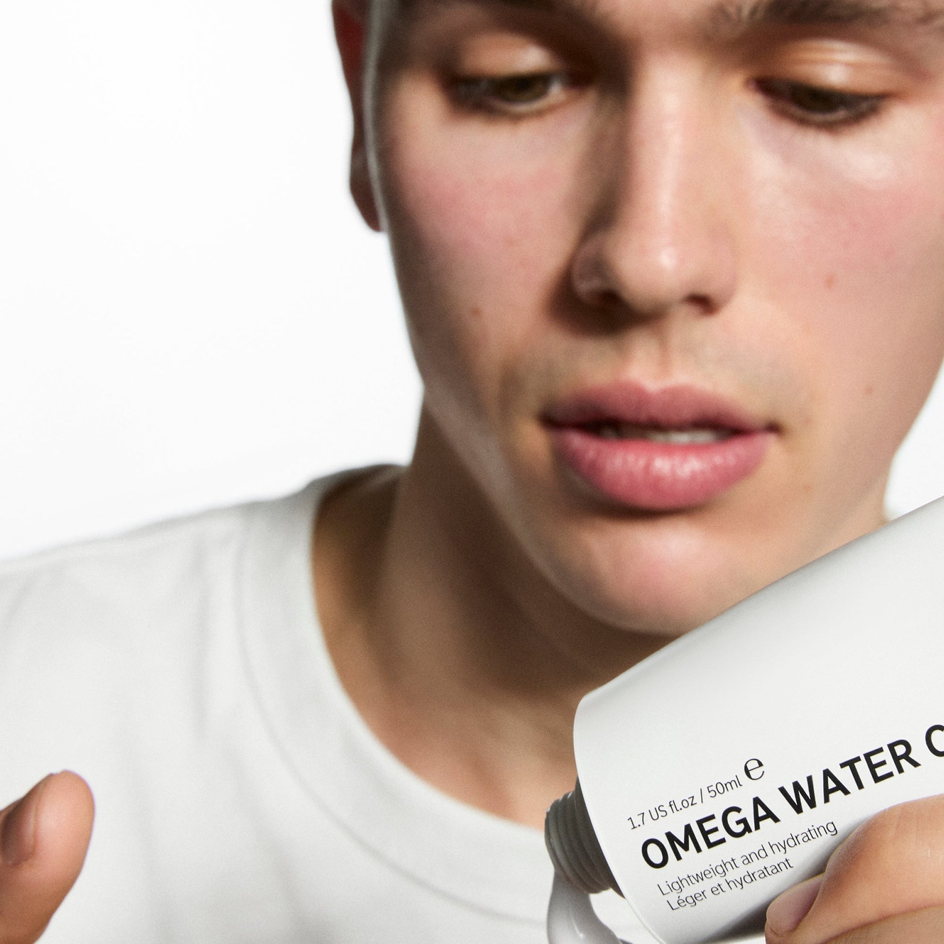 supersize-omega-water-cream-duo-r5 Omega100_Model_2000x2000_62065fcd-8c1b-4831-aefc-6f05325600fd.jpg